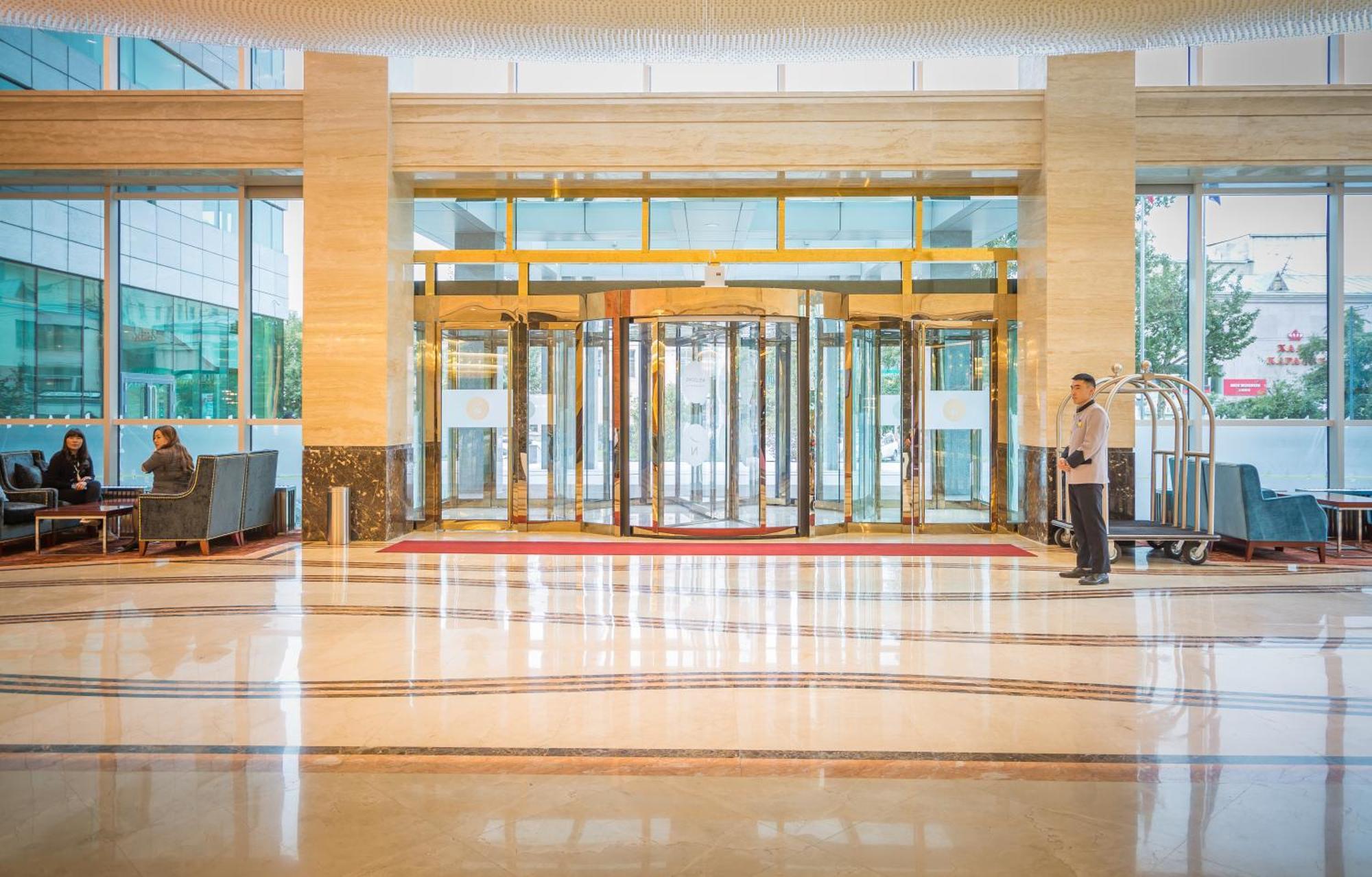 Novotel Ulan Bator Exteriör bild